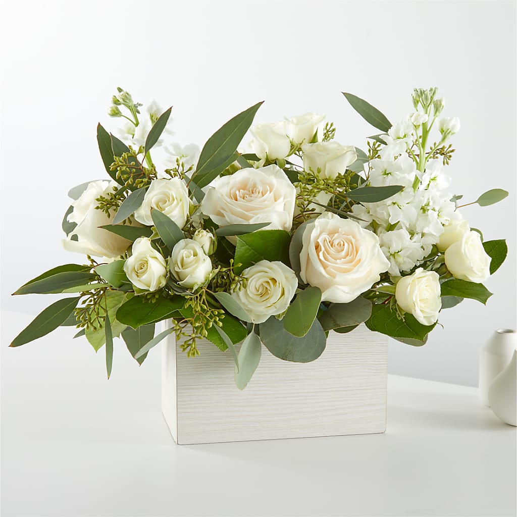 Fresh Linen Box Bouquet – The Flower Nook Inc, Orlando FL