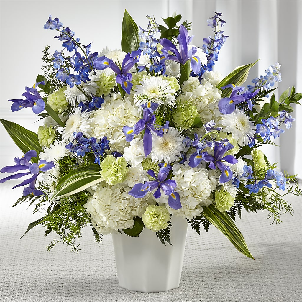 Soft Serenity Floor Basket – The Flower Nook Inc, Orlando FL