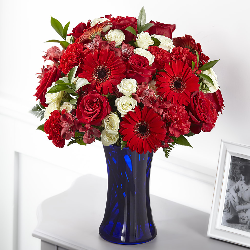 Hearts Embrace Bouquet – The Flower Nook Inc, Orlando FL