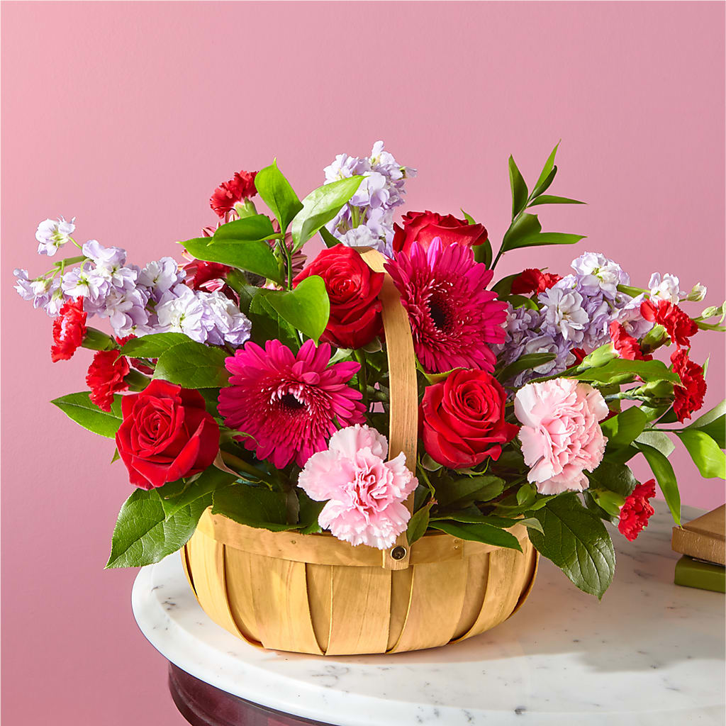 Pink Picnic Basket – The Flower Nook Inc, Orlando FL