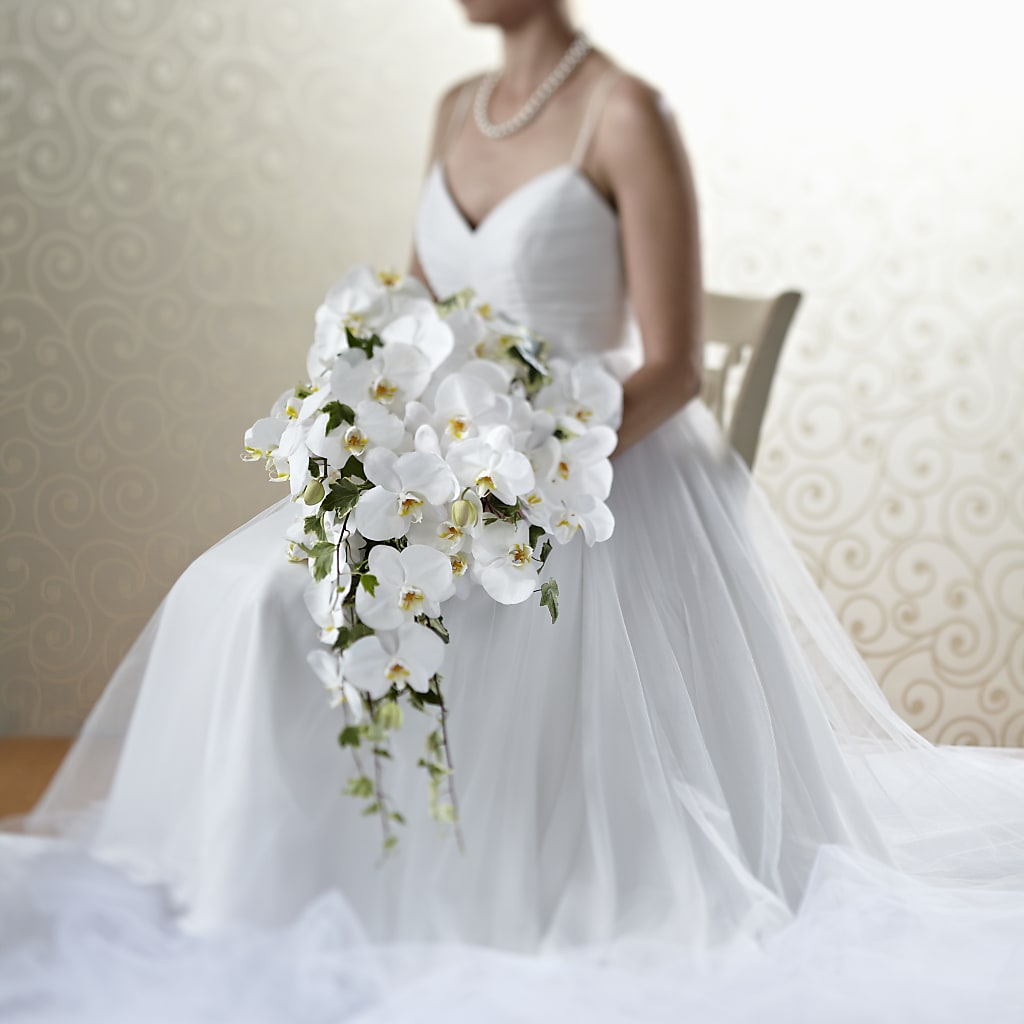 Classic White Bouquet – The Flower Nook Inc, Orlando FL