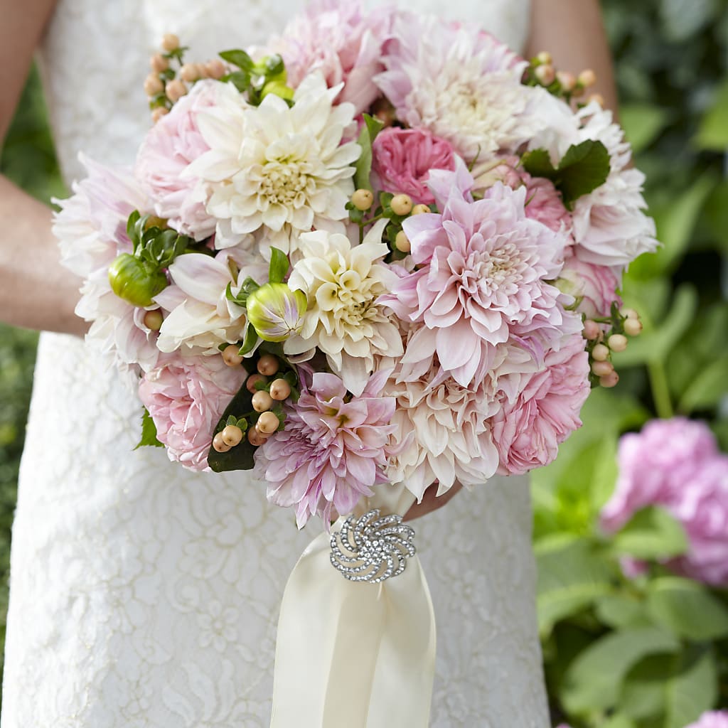 Heart's Promise Bouquet – The Flower Nook Inc, Orlando FL