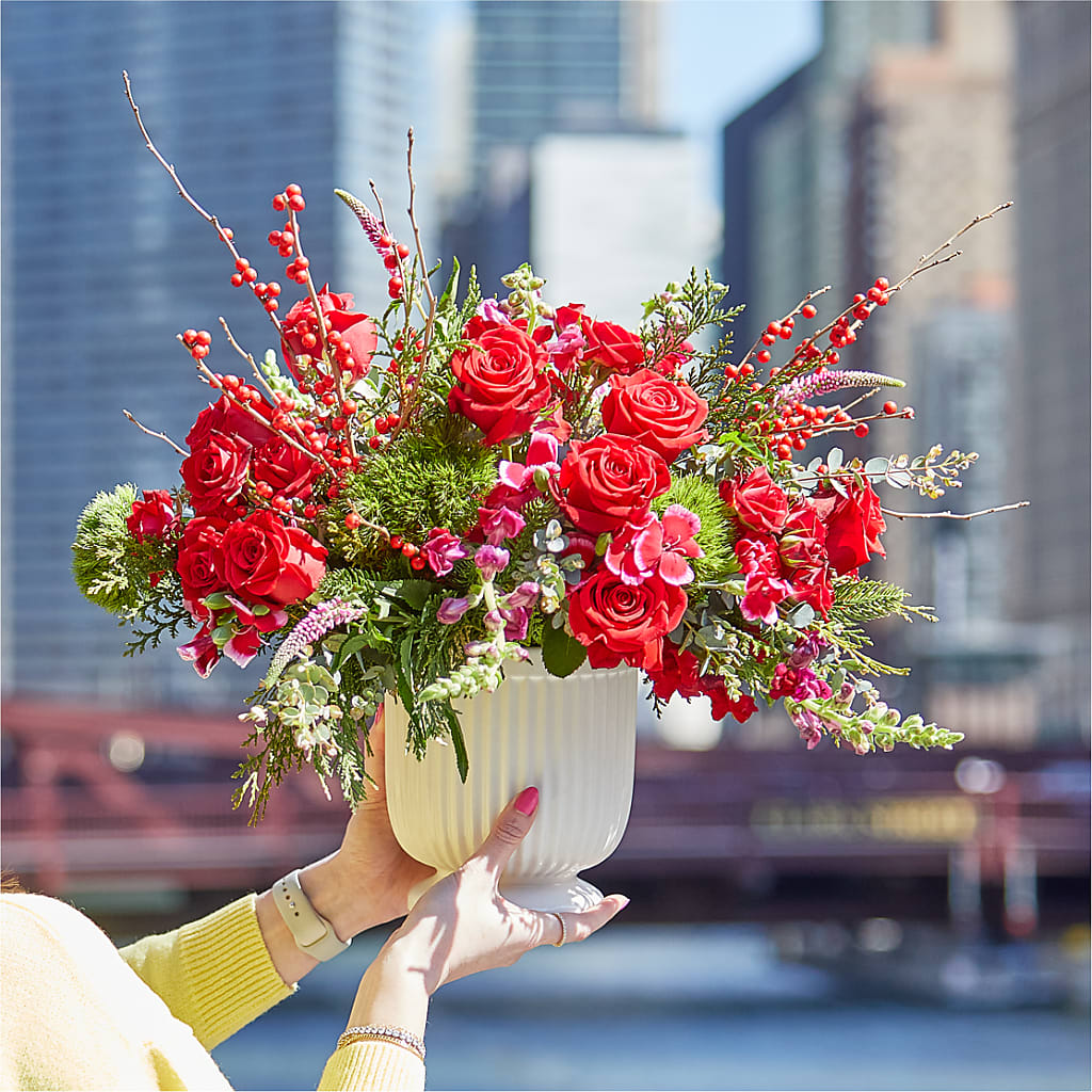 Big Red Bow Bouquet –  The Flower Nook Inc, Orlando FL