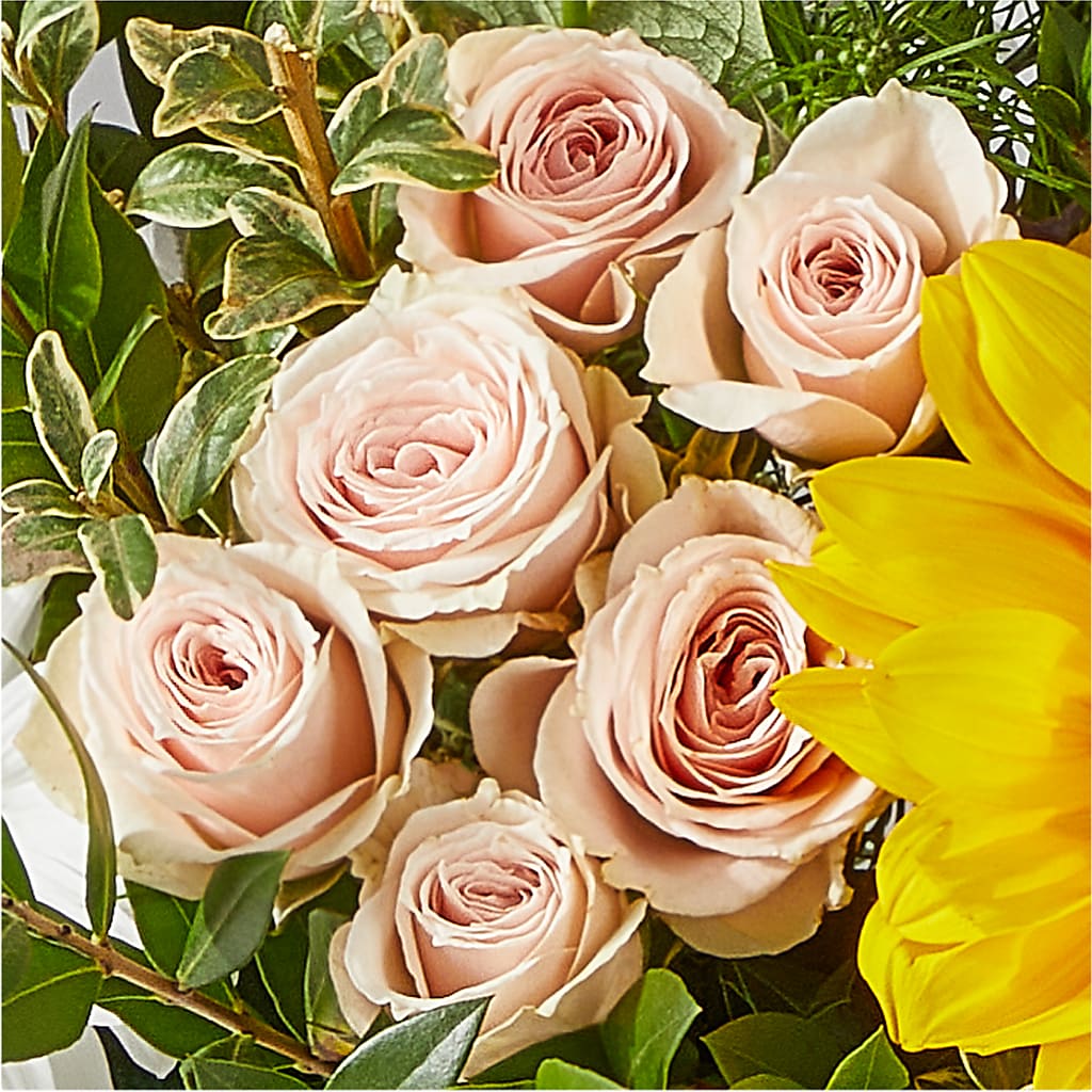 The Good Life Bouquet –  The Flower Nook Inc, Orlando FL