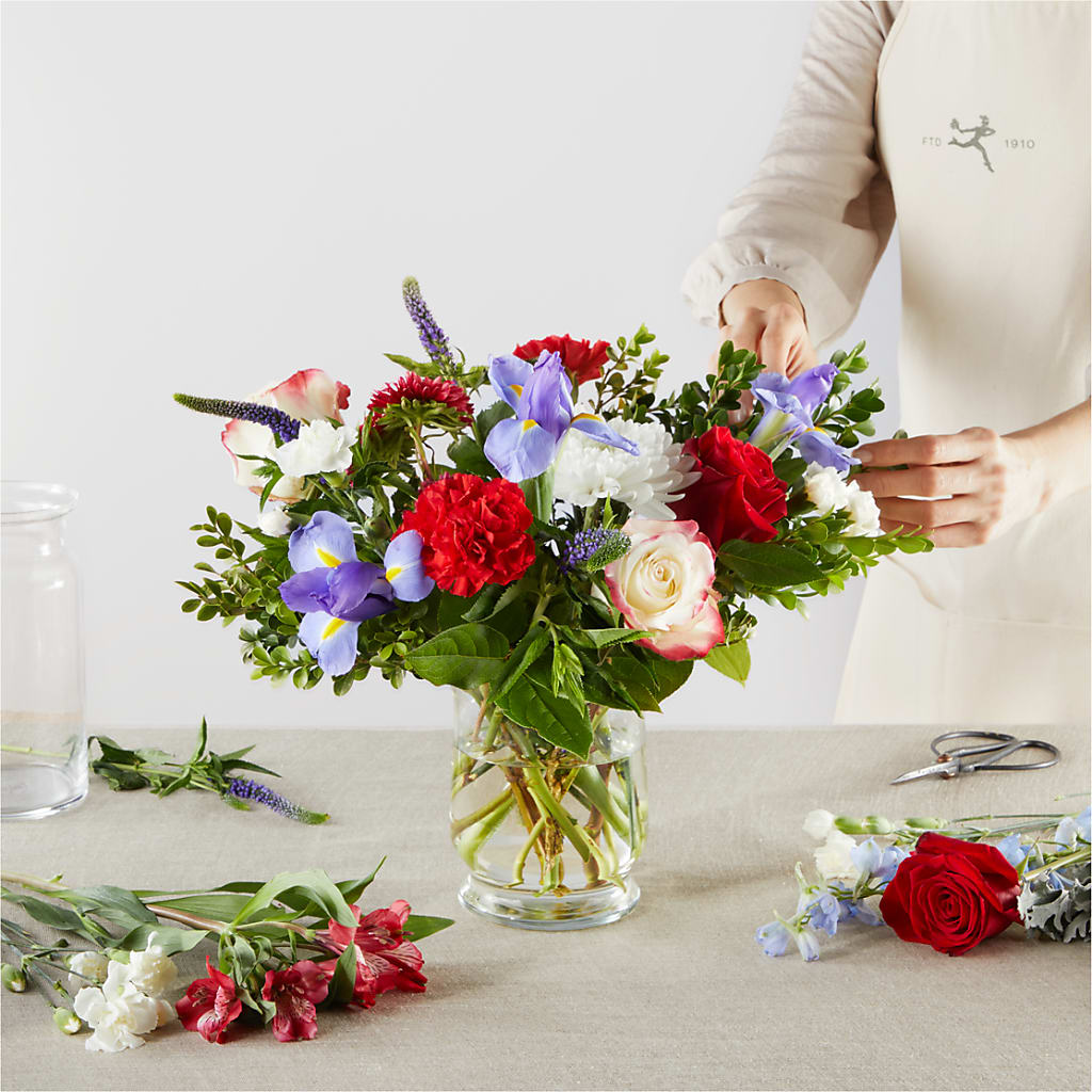 Star Spangled - A Florist Original –  The Flower Nook Inc, Orlando FL