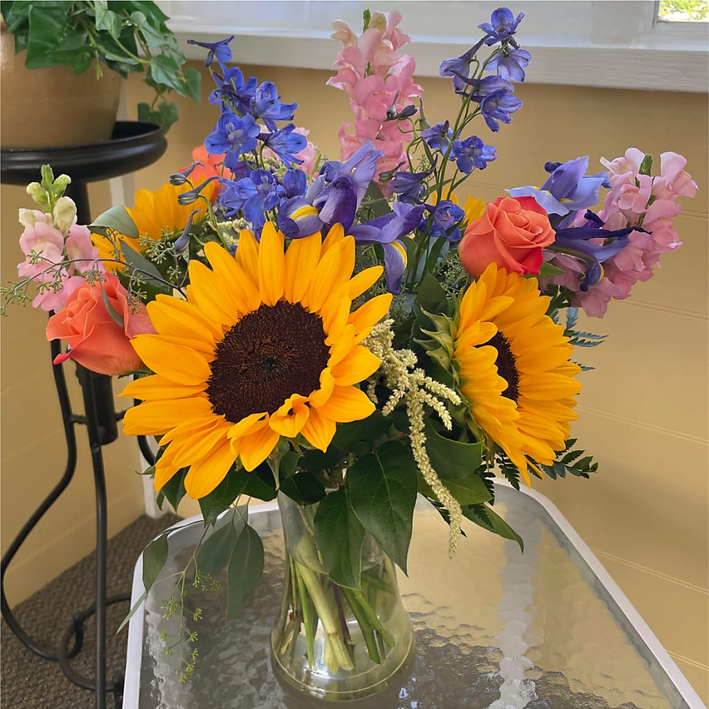 Rays of Life Bouquet –  The Flower Nook Inc, Orlando FL