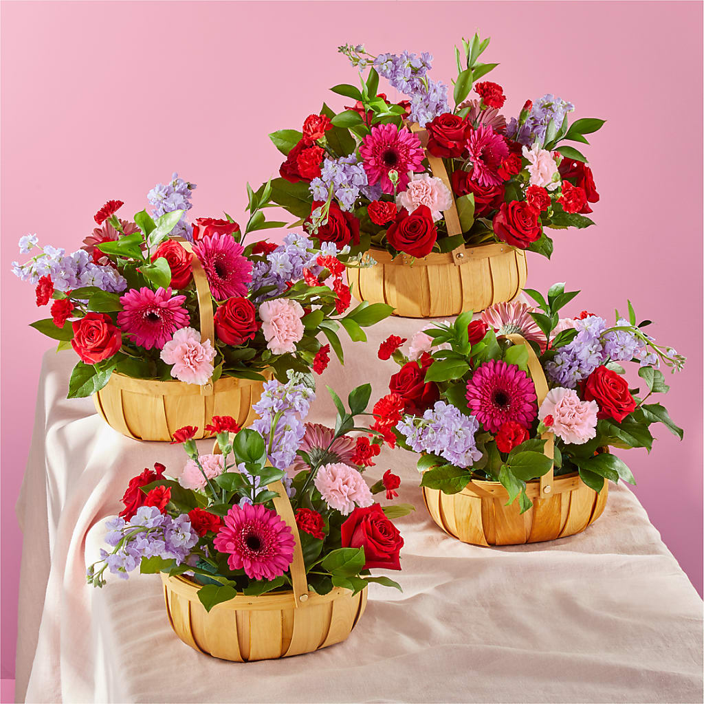 Pink Picnic Basket –  The Flower Nook Inc, Orlando FL