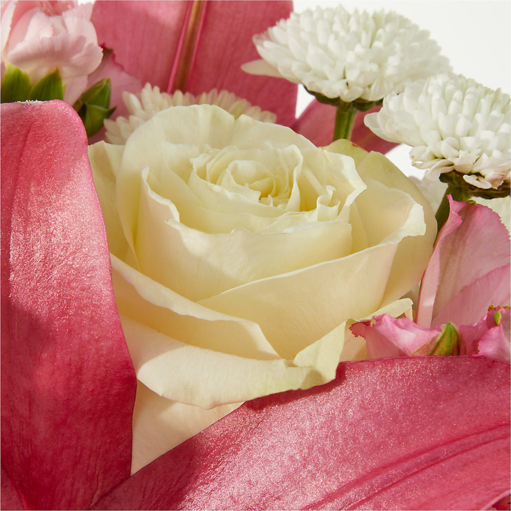 Piece of Cake Bouquet –  The Flower Nook Inc, Orlando FL