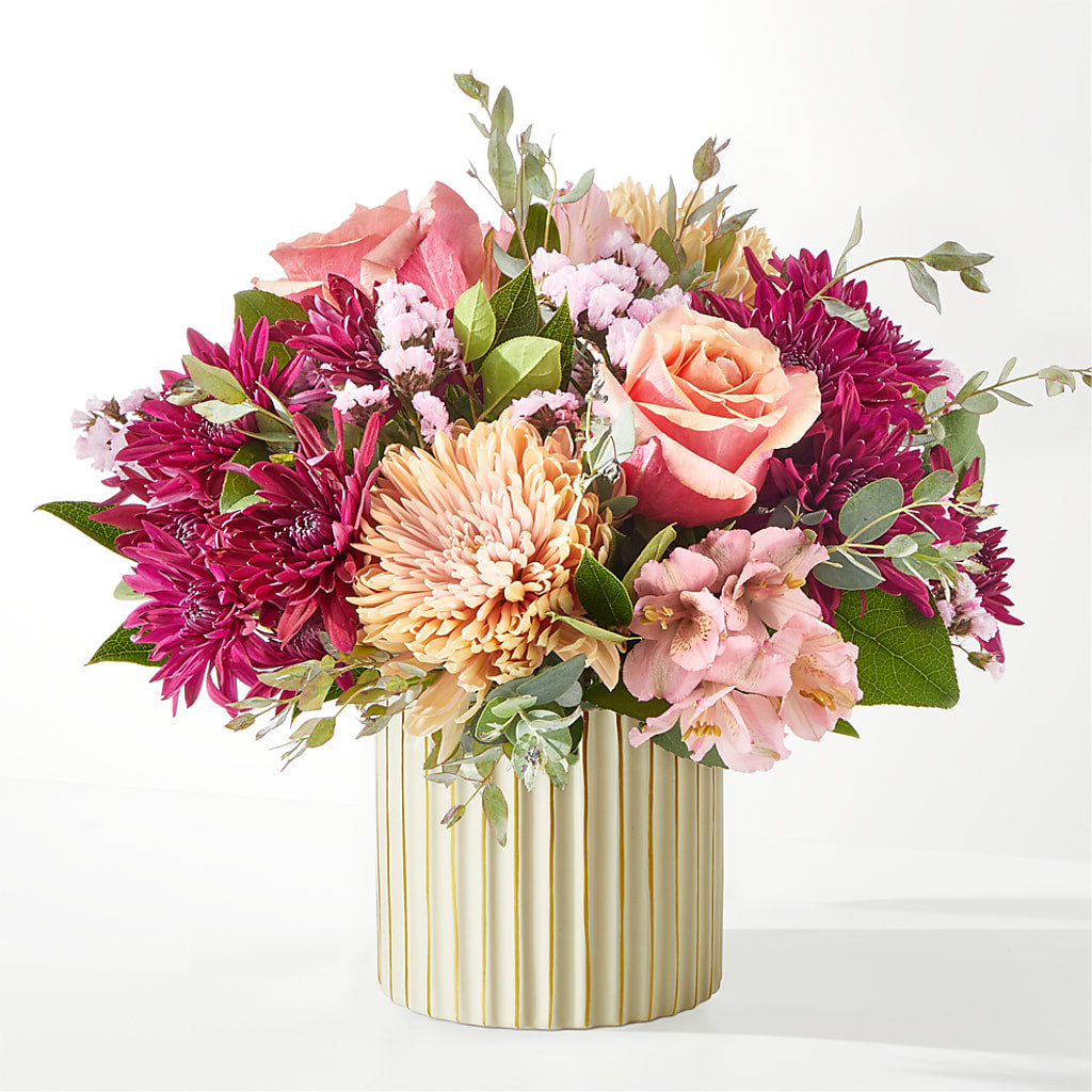 Berry Cobbler Bouquet with Ivory Vase –  The Flower Nook Inc, Orlando FL